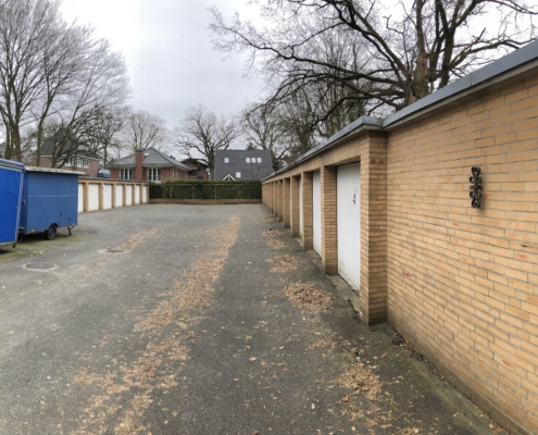 Garagenhof Tönninger Weg neben 141